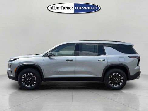 New 2026 Chevrolet Traverse Z71 w/ Driver Confidence Package AWD/4WD image 6