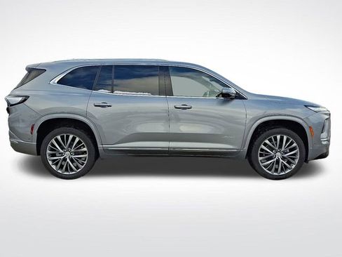 New 2026 Buick Enclave Avenir w/ Super Cruise Package image 8