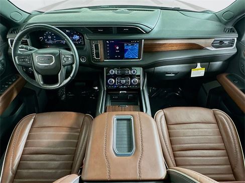 Used 2023 GMC Yukon Denali Ultimate image 15