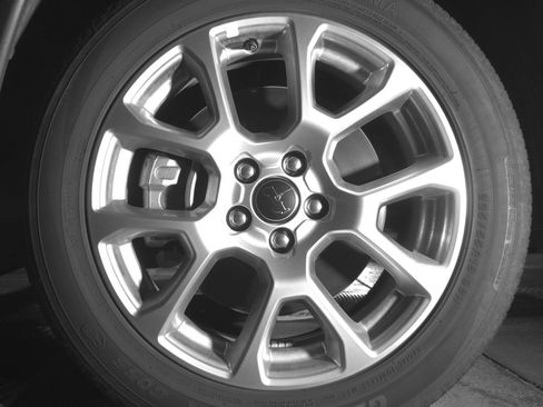 Used 2025 Jeep Compass Limited image 12