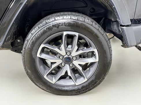 Used 2024 Jeep Wrangler Unlimited w/ Convenience Group image 27