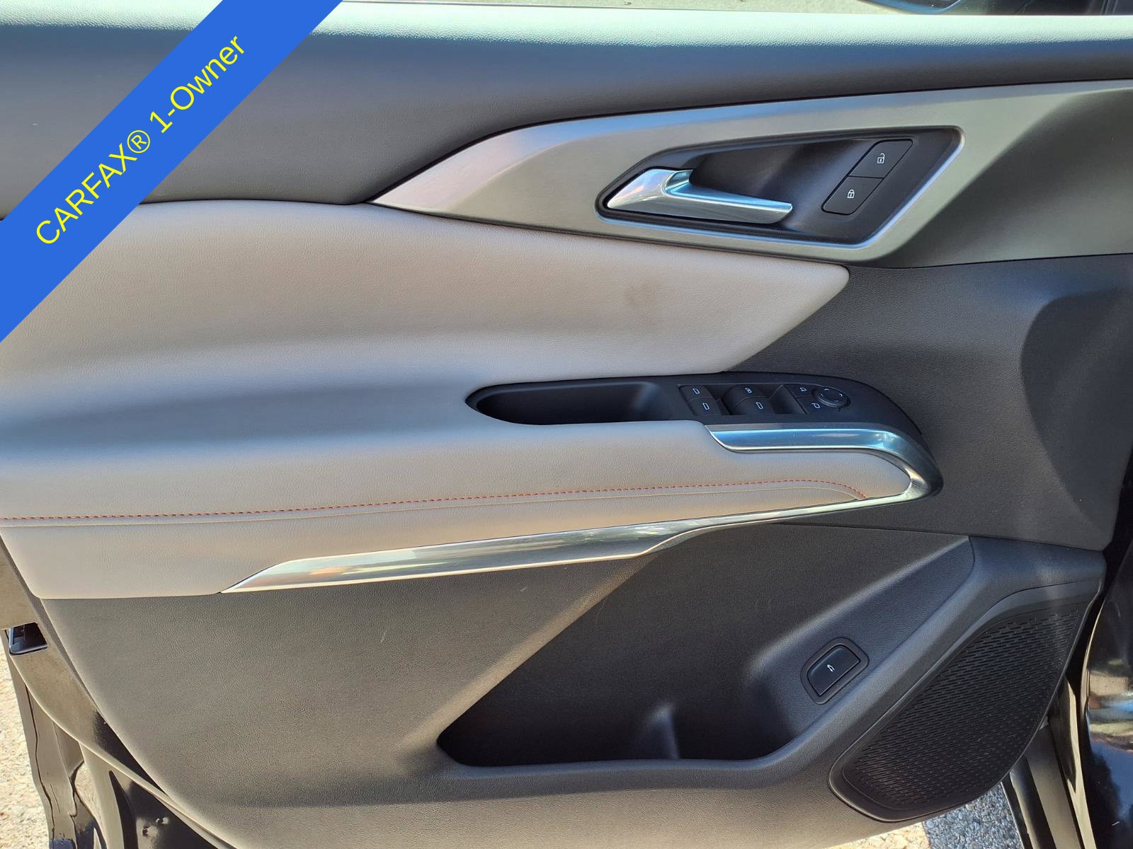 Used 2026 Chevrolet Traverse LT w/ Driver Confidence Package FWD image 14
