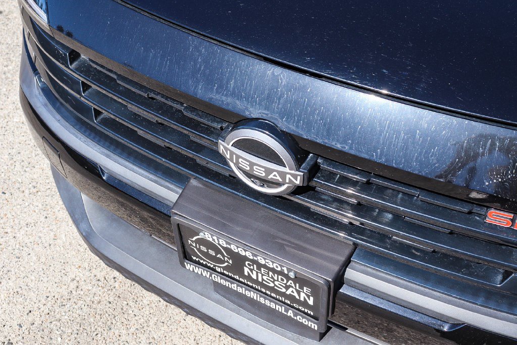 Used 2025 Nissan Kicks SR FWD image 5