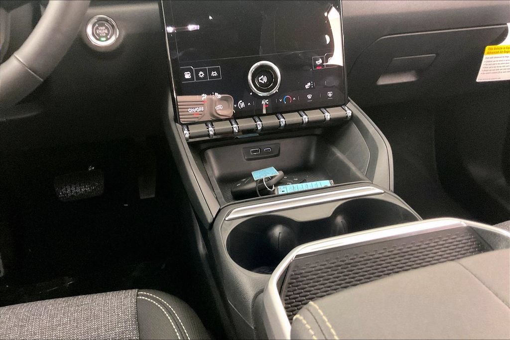 New 2027 GMC Terrain Elevation w/ Elevation Premium Package FWD image 7