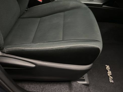 Used 2014 Toyota RAV4 XLE FWD image 18