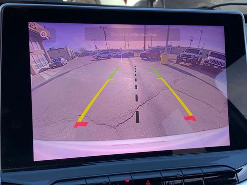 Used 2025 Jeep Compass Limited image 24