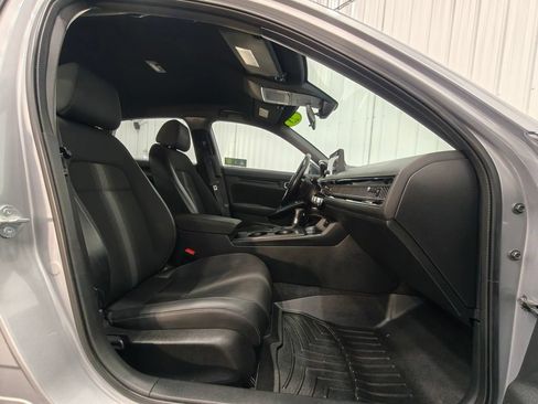 Used 2023 Honda Civic Sport image 24