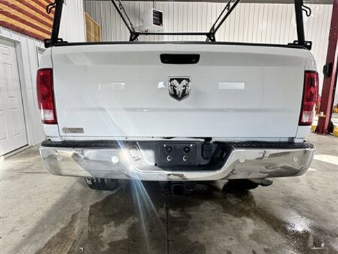 Used 2016 RAM 2500 SLT w/ Popular Equipment Group AWD/4WD image 4