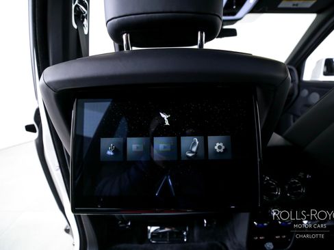 New 2026 Rolls-Royce Cullinan AWD/4WD image 21