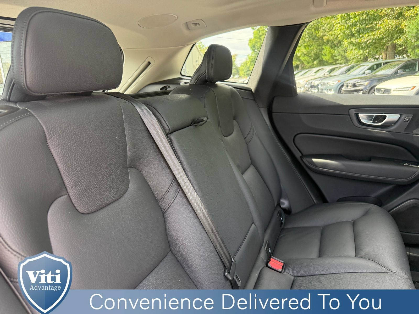 Certified 2024 Volvo XC60 B5 Plus w/ Protection Package Premier AWD/4WD image 27