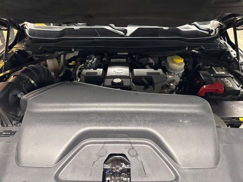 Used 2019 RAM 2500 Limited image 34