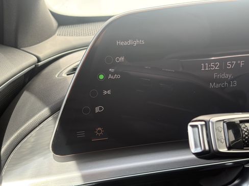 New 2026 Cadillac Lyriq Premium Luxury image 21