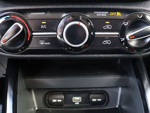 Used 2021 Kia Soul S image 44