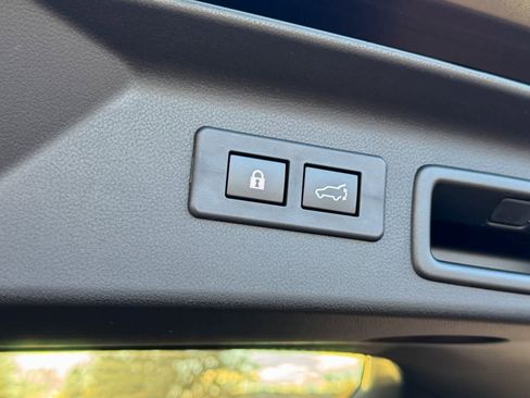 New 2025 Subaru Forester Touring w/ Popular Package - Touring image 12