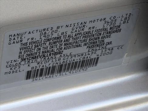 Used 2020 Nissan Versa SV image 24