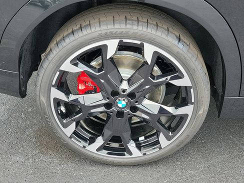 New 2026 BMW X2 M35i w/ Technology Package AWD/4WD image 5
