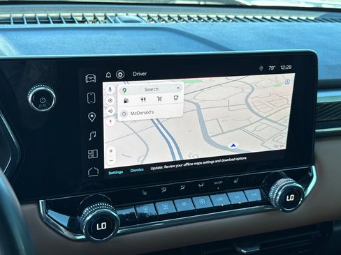 Certified 2024 GMC Canyon AT4 w/ Technology Package image 31