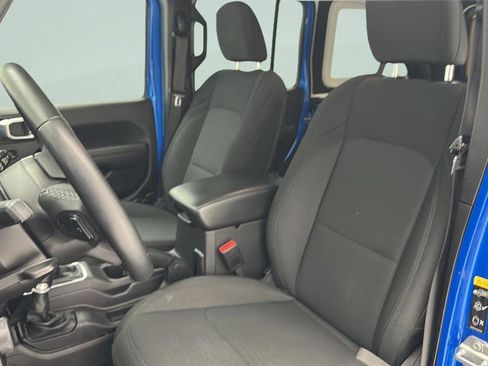 Used 2022 Jeep Wrangler Unlimited Sport AWD/4WD image 15