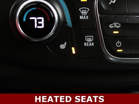 Used 2023 Chevrolet Traverse LT image 5