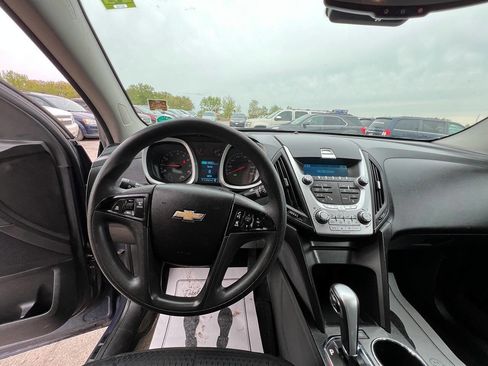 Used 2014 Chevrolet Equinox LS FWD image 3