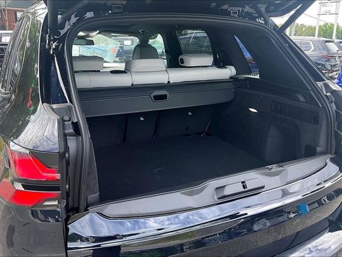New 2026 BMW X5 xDrive40i w/ M Sport Package AWD/4WD image 25