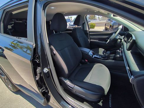 Used 2025 Hyundai Tucson SEL FWD image 26