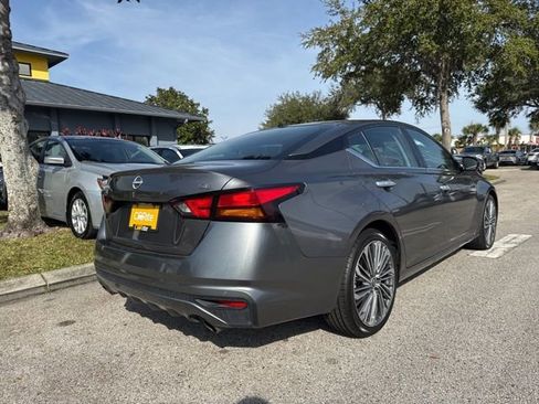 Used 2023 Nissan Altima 2.5 SL FWD image 7