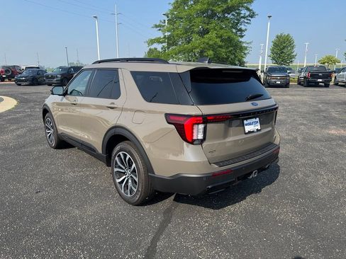 New 2026 Ford Explorer ST-Line AWD/4WD image 7