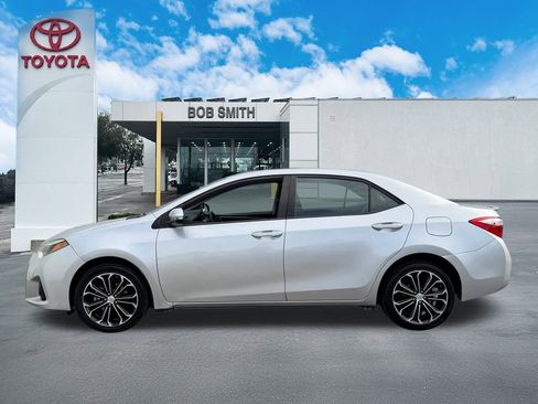 Used 2014 Toyota Corolla S image 9