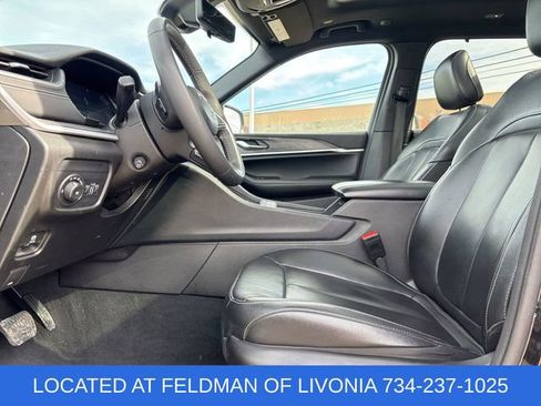 Used 2024 Jeep Grand Cherokee L Limited w/ Luxury Tech Group II image 20