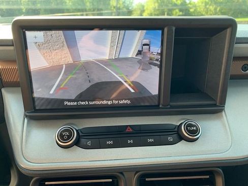 Used 2024 Ford Maverick Lariat image 25