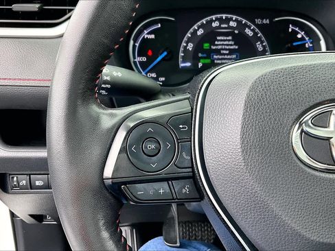 Certified 2023 Toyota RAV4 SE image 21