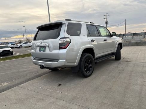 Used 2024 Toyota 4Runner SR5 image 3