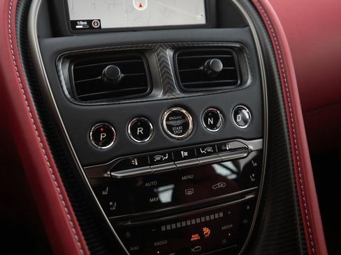 Used 2023 Aston Martin DB11 V12 image 45