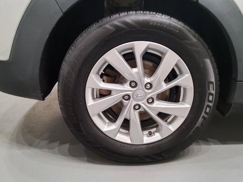 Used 2019 Hyundai Tucson SE image 37
