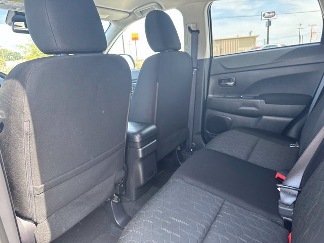 Used 2025 Mitsubishi Outlander Sport ES AWD/4WD image 18