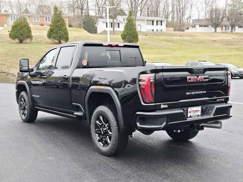 New 2026 GMC Sierra 2500 AT4 w/ AT4 Premium Plus Package AWD/4WD image 5