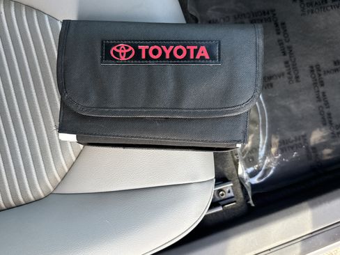 Used 2024 Toyota Camry SE w/ Convenience Package FWD image 34