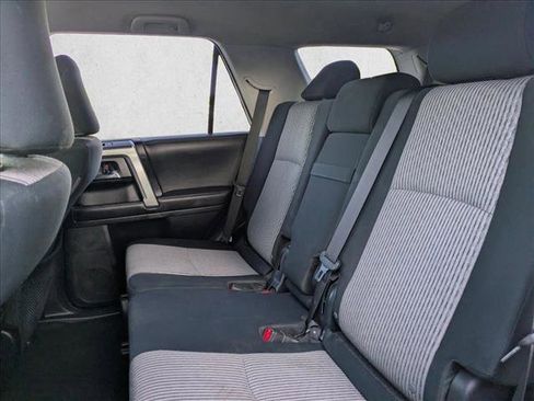 Used 2022 Toyota 4Runner SR5 AWD/4WD image 17