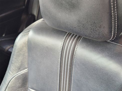 Used 2017 Toyota Highlander SE image 14