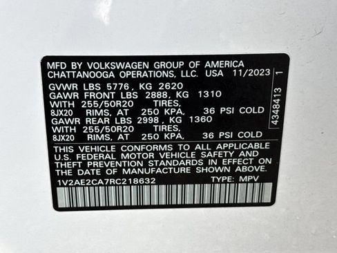 Used 2024 Volkswagen Atlas Cross Sport SEL R-Line AWD/4WD image 33