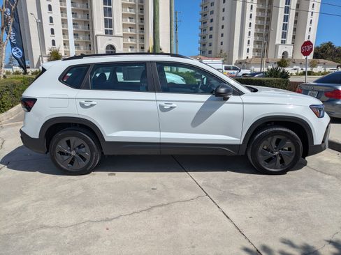 New 2026 Volkswagen Taos S image 3