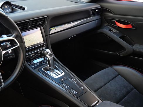 Used 2016 Porsche 911 GT3 RS image 12