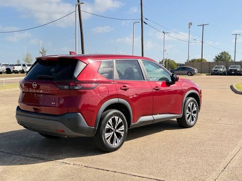Certified 2023 Nissan Rogue SV FWD image 5