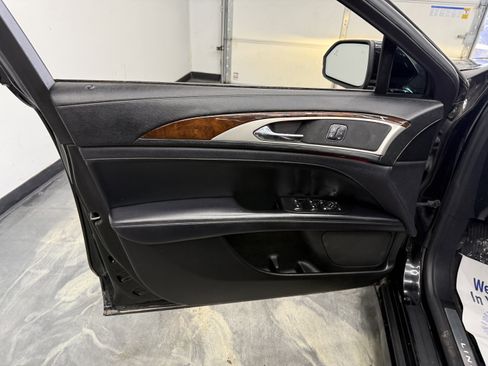 Used 2018 Lincoln MKZ Reserve AWD/4WD image 10
