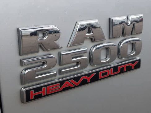 Used 2015 RAM 2500 Tradesman w/ Chrome Appearance Group AWD/4WD image 11