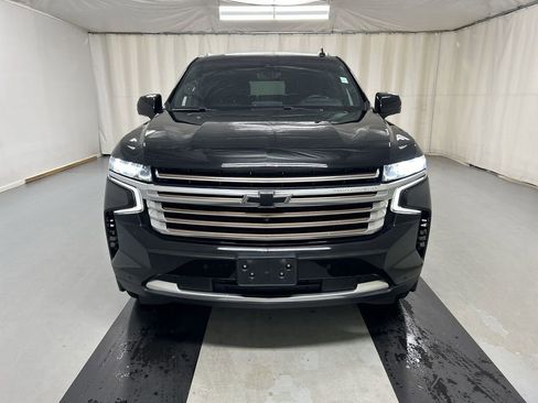 Used 2021 Chevrolet Tahoe High Country w/ Premium Package image 3