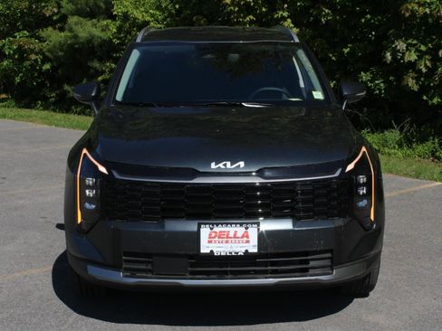 New 2026 Kia Sportage EX AWD/4WD image 2