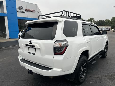 Used 2022 Toyota 4Runner Trail Special Edition image 6