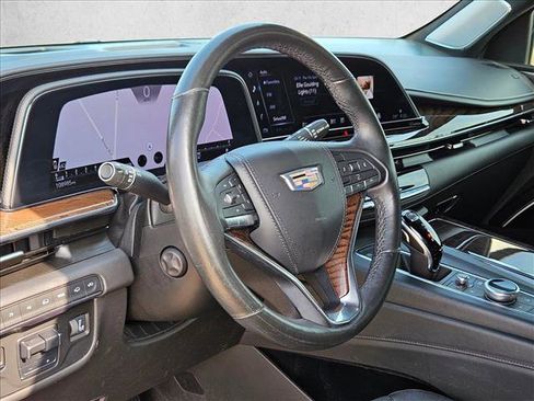 Used 2021 Cadillac Escalade ESV Premium Luxury Platinum AWD/4WD image 9